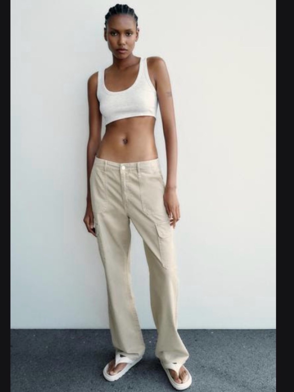 Zara Women’s Wide-Leg Cargo Pants in Khaki Size 0